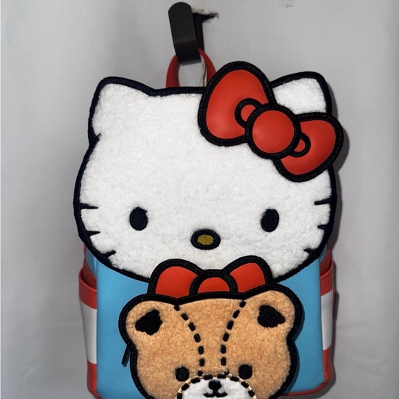 Hello Kitty and Tiny Chum - Red, White, Blue - Picture 1 of 7